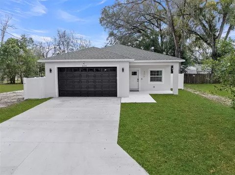 1030 7th St W, Lakeland, FL 33805