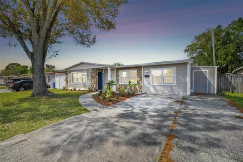 5618 Larimer Dr, Tampa, FL 33615