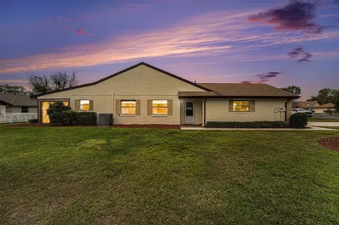 449 Sandestin Dr, Winter Haven, FL 33884