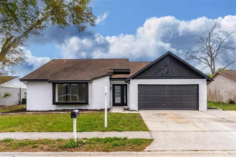 8026 Chickasaw Ln, Port Richey, FL 34668