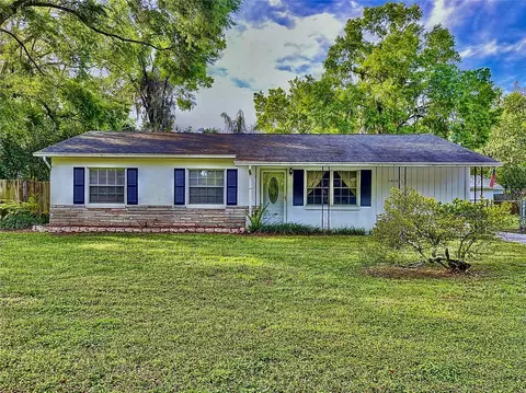 1410 Jean St, Lutz, FL 33548