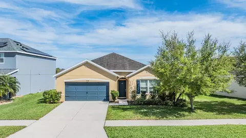 16366 Treasure Point Dr, Wimauma, FL 33598