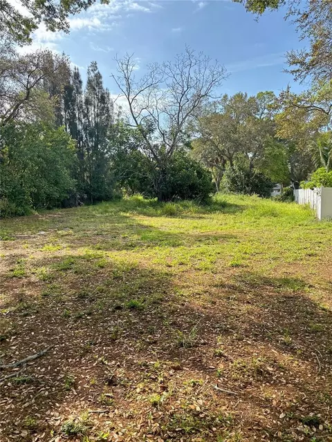 12096 74th Ave, Seminole, FL 33772