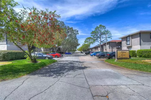 4106 Ashford Green Pl #H 201, Tampa, FL 33613