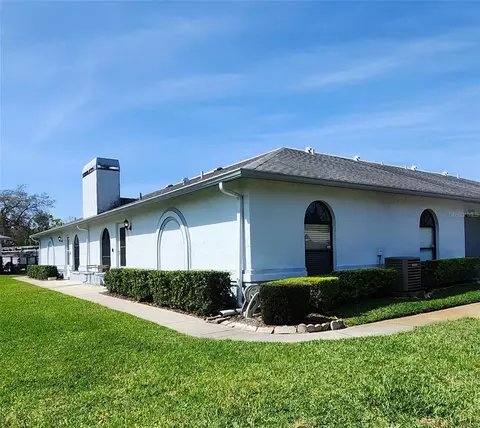 23239 Club Villas Dr, Land O Lakes, FL 34639