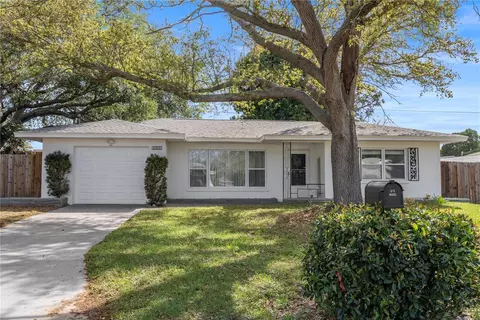 1365 Douglas Dr, Clearwater, FL 33756