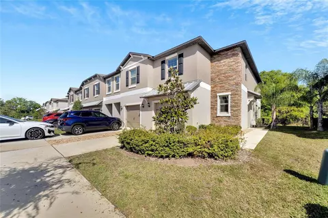 9536 Pembrooke Pines Dr, Sun City Center, FL 33573