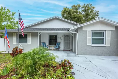 2213 Dumbarton Way, Valrico, FL 33594