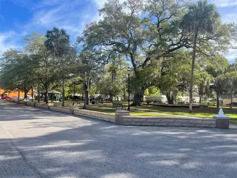 2208 N Highland Ave, Tampa, FL 33602