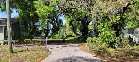1004 E North Bay, Tampa, FL 33603
