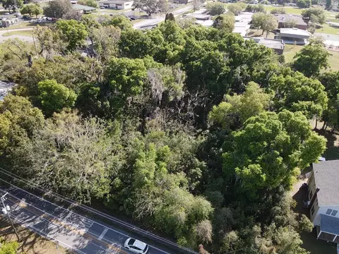 13762 17th St, Dade City, FL 33525