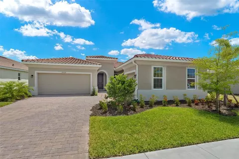 20338 Symphony Pl, Venice, FL 34293