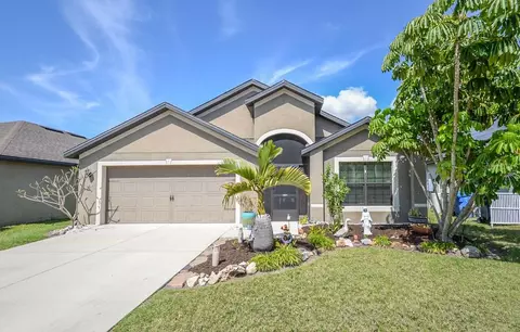 11110 Carrick Stone St, Wimauma, FL 33598