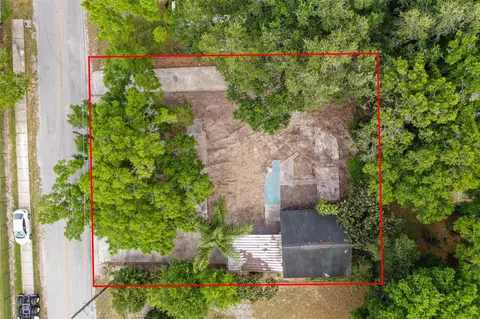 9513 Six Mile Creek Rd, Tampa, FL 33610
