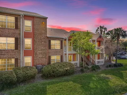 10200 Gandy Blvd N #1006, Saint Petersburg, FL 33702