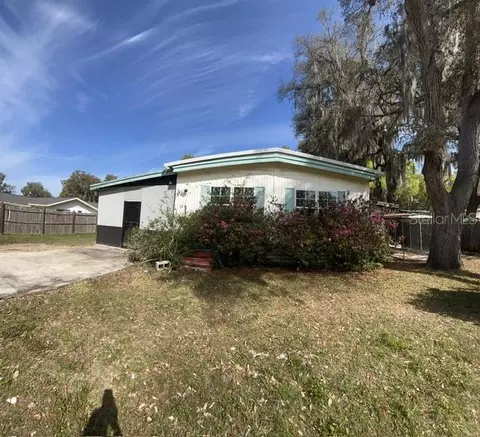 16991 SE 21st St, Silver Springs, FL 34488