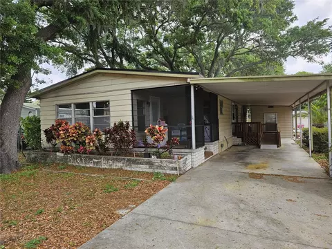 1104 21st St SE, Ruskin, FL 33570