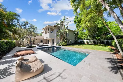 5021 W Longfellow Ave, Tampa, FL 33629