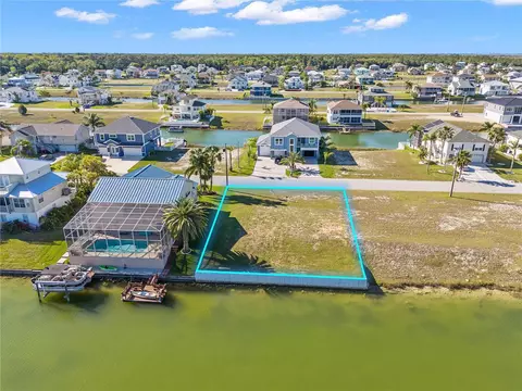3503 Bluefish Dr, Hernando Beach, FL 34607 photo 1