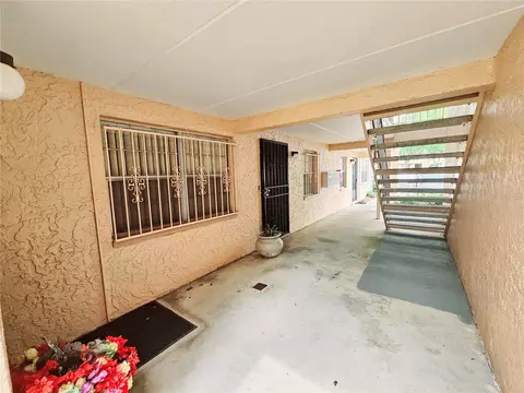 4718 Michael Ct #117, Tampa, FL 33614