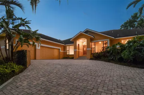 1149 Lake Point Dr, Lakeland, FL 33813