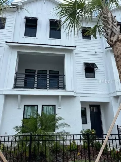 1528 Skysail Ln, Sarasota, FL 34240
