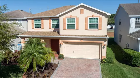 8804 Cameron Crest Dr, Tampa, FL 33626