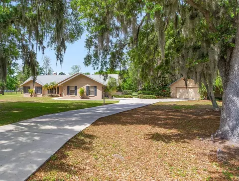 2320 Gallagher Rd, Dover, FL 33527