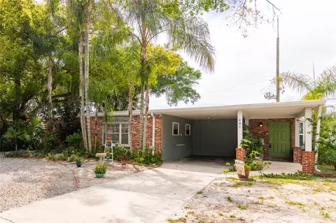601 W River Dr, Temple Terrace, FL 33617