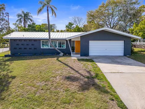 1536 Brookside Blvd, Largo, FL 33770