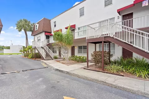 9221 Tudor Dr #A103, Tampa, FL 33615