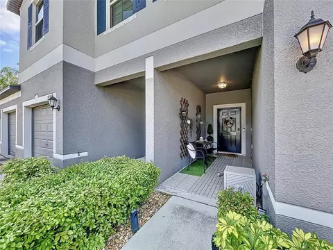 9723 Mulberry Marsh Ln, Sun City Center, FL 33573