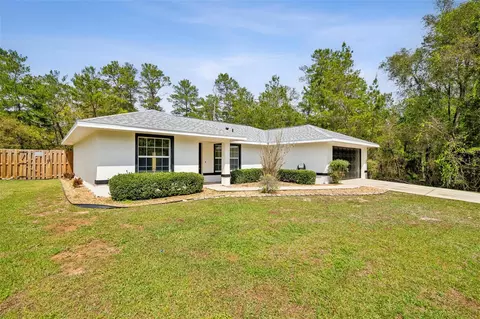 18 Sequoia Trail Trce, Ocklawaha, FL 32179