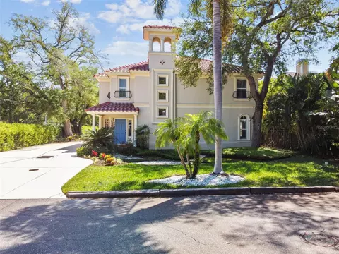 2708 W Price Ave, Tampa, FL 33611