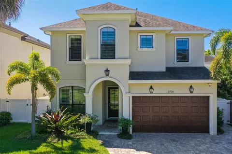 3704 W San Luis St, Tampa, FL 33629