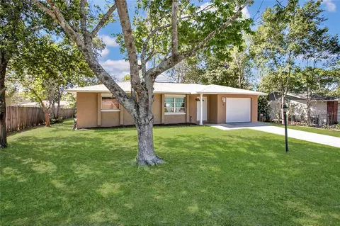 8 Oklahoma St, Beverly Hills, FL 34465