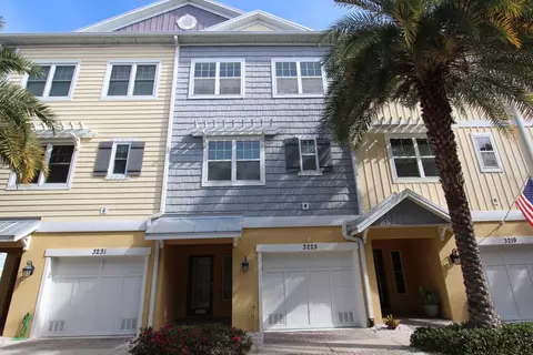 3225 Nautical Pl S, Saint Petersburg, FL 33712