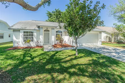 608 47th St E, Bradenton, FL 34208
