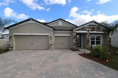 4901 Eagle Rock Dr, Wimauma, FL 33598