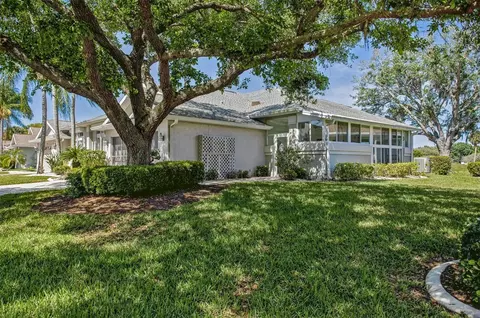 747 Masterpiece Dr, Sun City Center, FL 33573