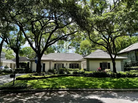 2520 Cozumel Dr, Tampa, FL 33618