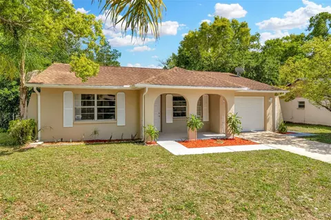 13206 Woodward Dr, Hudson, FL 34667
