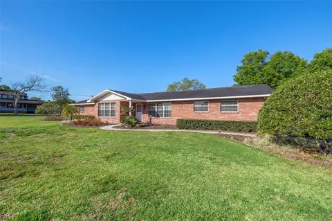 7359 Jason Dr, Zephyrhills, FL 33541