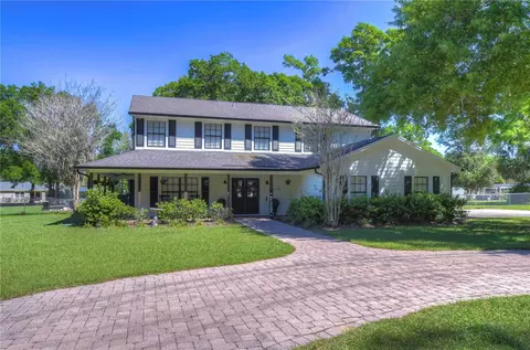 4710 Stearns Rd, Valrico, FL 33596