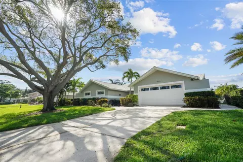 1864 72nd Ave NE, Saint Petersburg, FL 33702