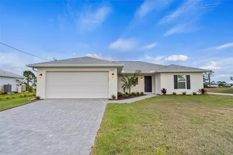 2721 NW 19th Pl, Cape Coral, FL 33993