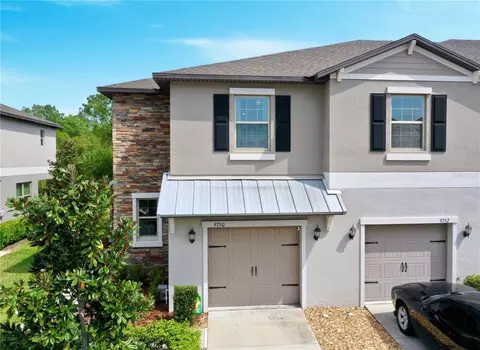 9750 Pembrooke Pines Dr, Sun City Center, FL 33573