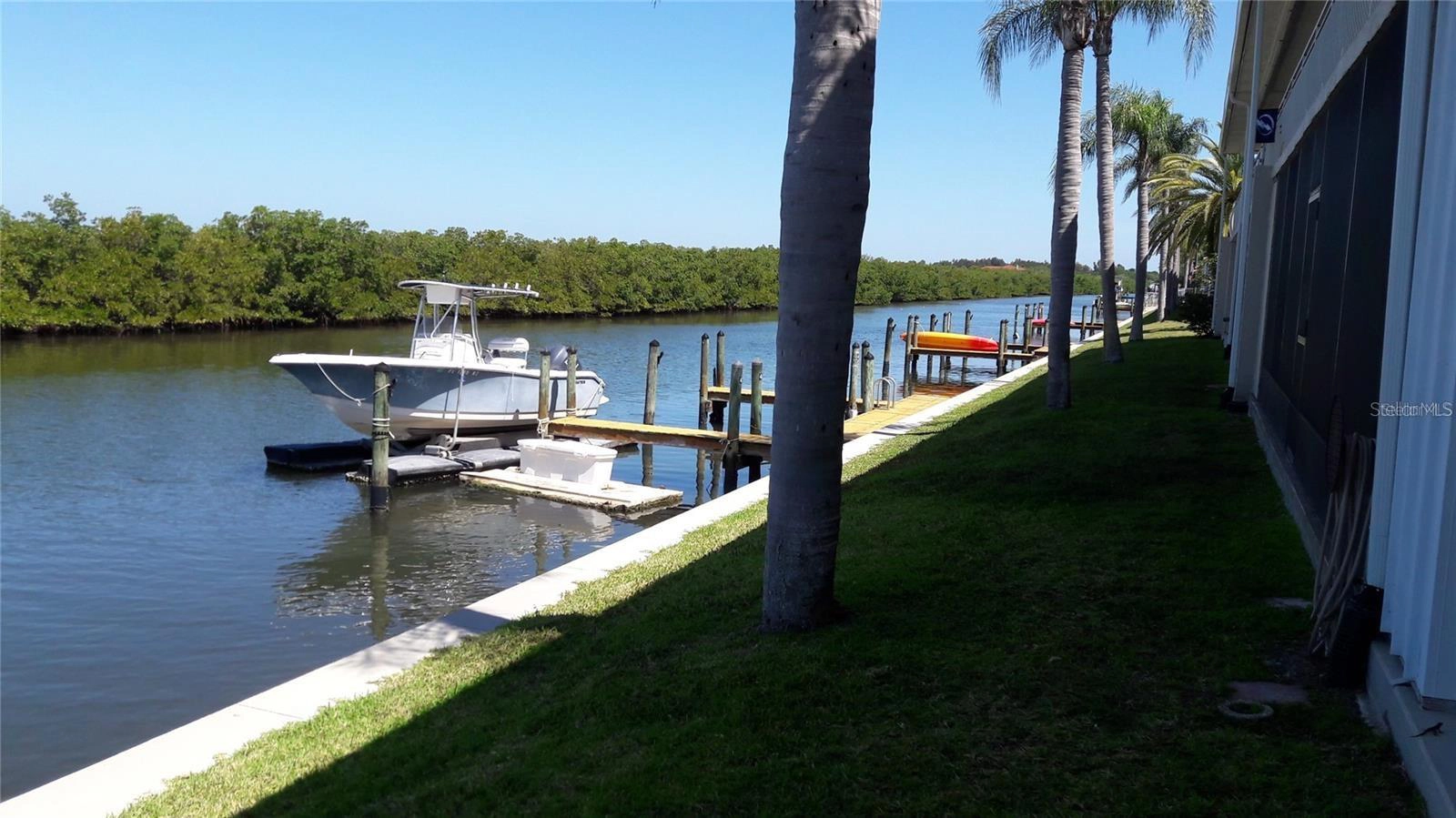 8829 Bay Pointe Dr Unit 106  