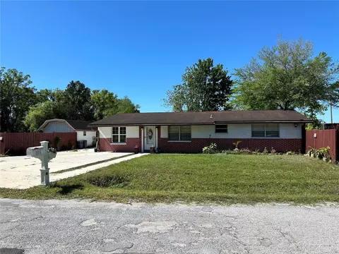 11151 Lake Shore Dr, Land O Lakes, FL 34637