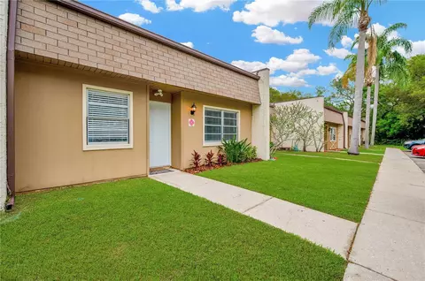 11511 113th St #8B, Largo, FL 33778